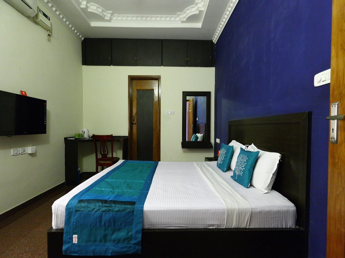 Bed and Breakfast Oyo 7355 Covinille Мадурай Экстерьер фото